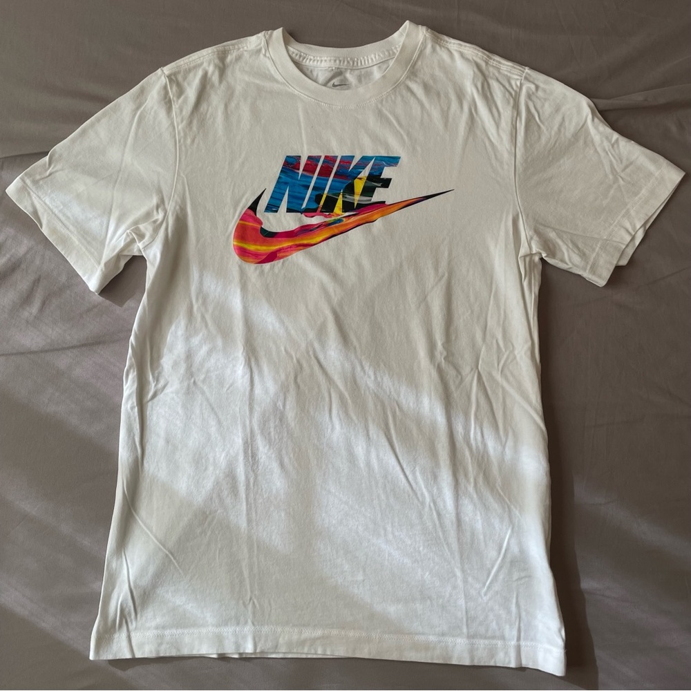 Nike tee with cool graphic design